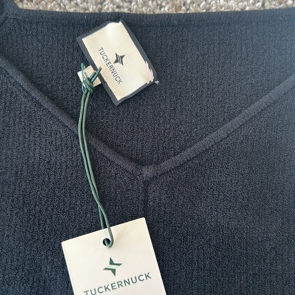 NWT TUCKERNUCK Black Knit Nicola Long Sleeve Off The Shoulder V Neck Top, Large - Picture 10 of 11